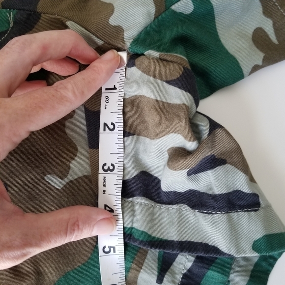 J Crew Camo 5" Classic Chino Short Size 4 - Picture 3 of 12